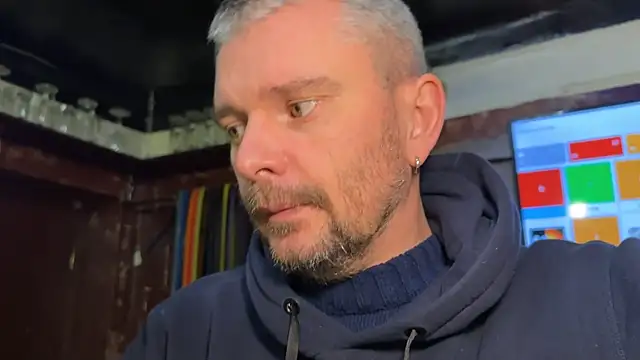 Foto porno Sex online cu dirtypub pe KUR.ro