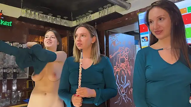 Foto porno Sex online cu dirtypub pe KUR.ro