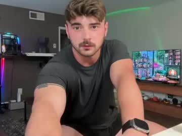 Foto porno dohmerboyz descoperita pe video chat pe KUR.ro