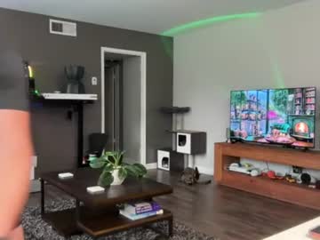 Foto porno dohmerboyz descoperita pe video chat pe KUR.ro