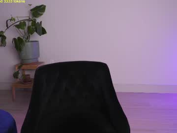 Foto porno Nebunii pe chat marca doubedeesarai pe KUR.ro