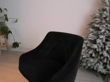 Foto porno Nebunii pe chat marca doubedeesarai pe KUR.ro