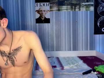 Foto porno Ganduri murdare cu duoemi pe KUR.ro