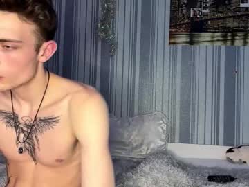Foto porno Ganduri murdare cu duoemi pe KUR.ro