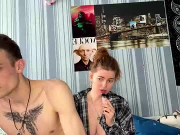 Foto porno Ganduri murdare cu duoemi pe KUR.ro