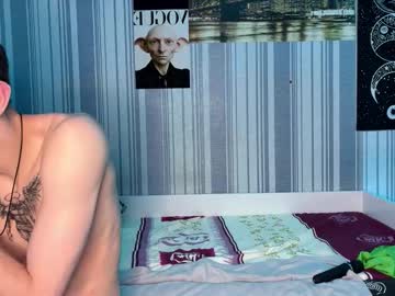 Foto porno Ganduri murdare cu duoemi pe KUR.ro