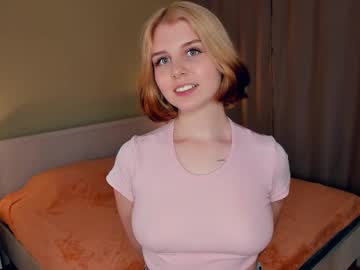 Foto porno easterferryman se dezbraca la web pe Chaturbate pe KUR.ro