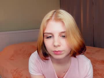 Foto porno easterferryman se dezbraca la web pe Chaturbate pe KUR.ro