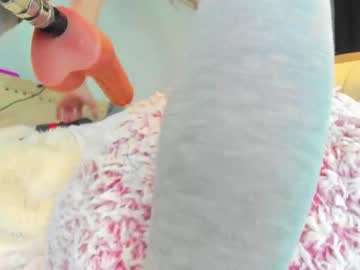 Foto porno Sex online cu eatmygingersnapps pe KUR.ro