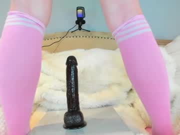 Foto porno Sex online cu eatmygingersnapps pe KUR.ro