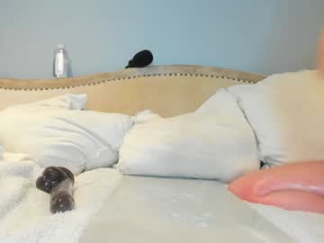 Foto porno Sex online cu eatmygingersnapps pe KUR.ro