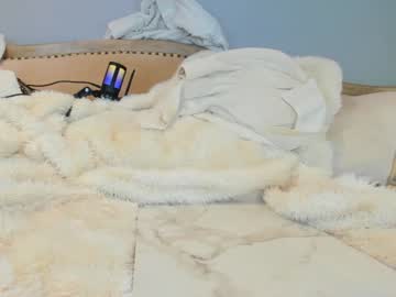 Foto porno Sex online cu eatmygingersnapps pe KUR.ro