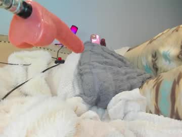 Foto porno Sex online cu eatmygingersnapps pe KUR.ro
