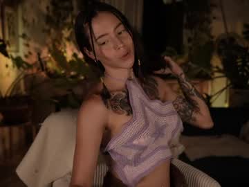 Foto porno effylowell_ ne arata tot la camera pe KUR.ro