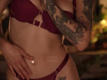 Foto porno effylowell_ ne arata tot la camera pe KUR.ro