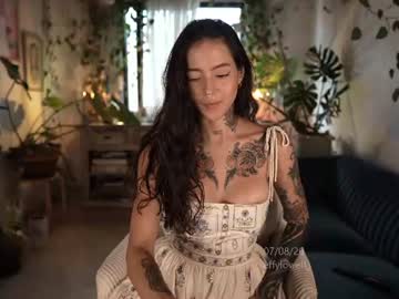 Foto porno effylowell_ ne arata tot la camera pe KUR.ro