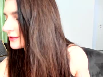 Foto porno elaanna ne arata tot la camera pe KUR.ro