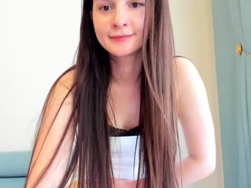 Foto porno elaanna se dezbraca la web pe Chaturbate pe KUR.ro