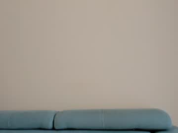 Foto porno elaanna ne arata tot la camera pe KUR.ro
