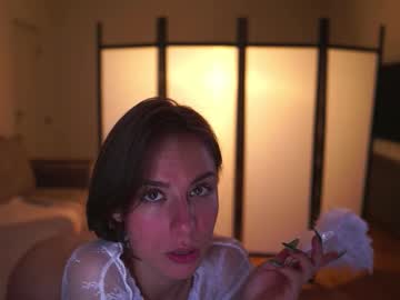 Foto porno elannand vrea sex pe Chaturbate pe KUR.ro