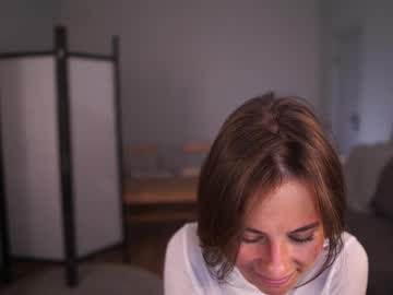 Foto porno elannand vrea sex pe Chaturbate pe KUR.ro