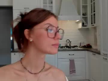 Foto porno elannand vrea sex pe Chaturbate pe KUR.ro