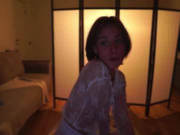 Foto porno elannand vrea sex pe Chaturbate pe KUR.ro