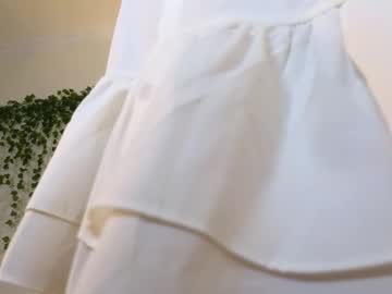 Foto porno eli_sun ne arata tot la camera pe KUR.ro