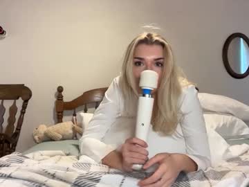 Foto porno Ce sexy este ellalowe pe KUR.ro