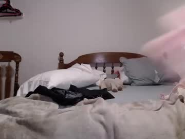 Foto porno Ce sexy este ellalowe pe KUR.ro