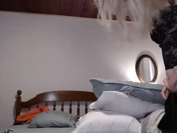 Foto porno Ce sexy este ellalowe pe KUR.ro