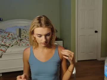 Foto porno Ce sexy este ellalowe pe KUR.ro