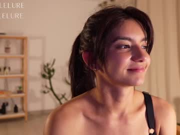 Foto porno Nebunii pe chat marca ellelure_ pe KUR.ro