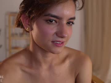 Foto porno Nebunii pe chat marca ellelure_ pe KUR.ro
