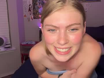 Foto porno Ce sexy este elliee81 pe KUR.ro