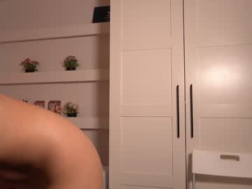 Foto porno Sex online cu ellinrose pe KUR.ro