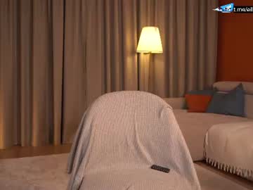 Foto porno ellinrose se dezbraca la web pe Chaturbate pe KUR.ro