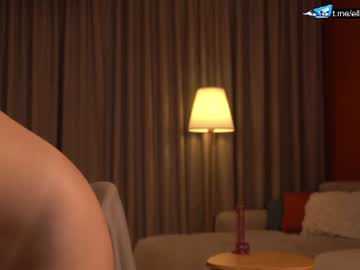 Foto porno ellinrose se dezbraca la web pe Chaturbate pe KUR.ro