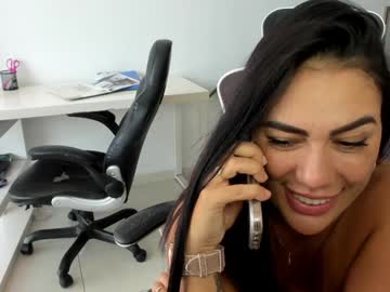 Foto porno Sex online cu emillybrowm pe KUR.ro