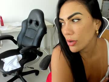 Foto porno Sex online cu emillybrowm pe KUR.ro
