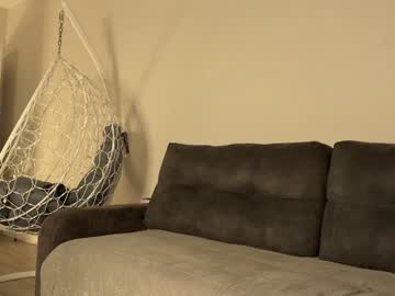 Album foto porno emilybatee descoperita pe video chat