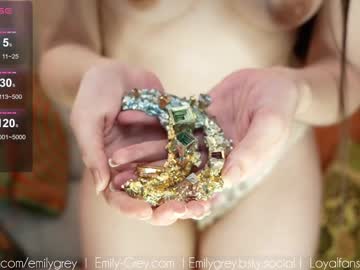 Foto porno Ce sexy este emilygrey_ pe KUR.ro