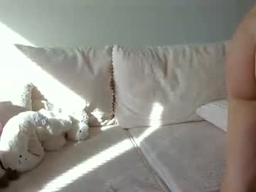 Foto porno emilyybarely vrea sex pe Chaturbate pe KUR.ro