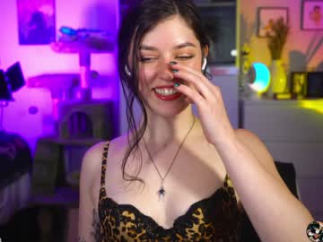 Foto porno Ce sexy este thewillownest pe KUR.ro
