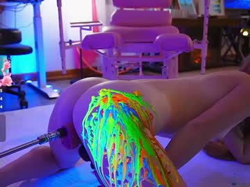 Foto porno emmasky69 descoperita pe video chat pe KUR.ro