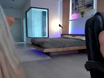 Foto porno Ce sexy este emmykrist pe KUR.ro