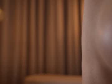 Foto porno emyii descoperita pe video chat pe KUR.ro