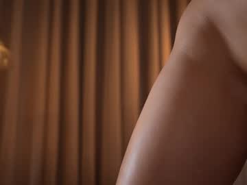 Foto porno emyii descoperita pe video chat pe KUR.ro