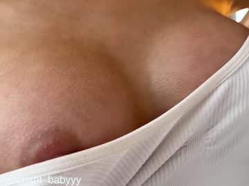 Foto porno Sex online cu enchant_baby_ pe KUR.ro