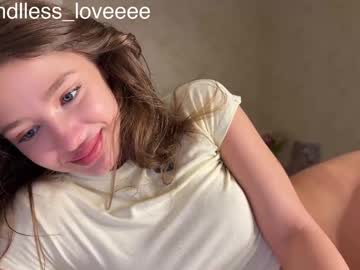 Foto porno Sex online cu endlessmia pe KUR.ro